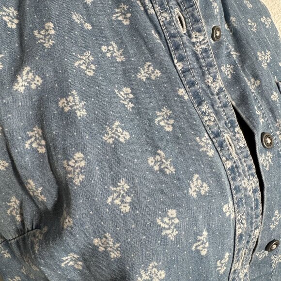 Holding Horses Light Blue Floral Button-Up Womens Cotton Shirt Small - Picture 2 of 6